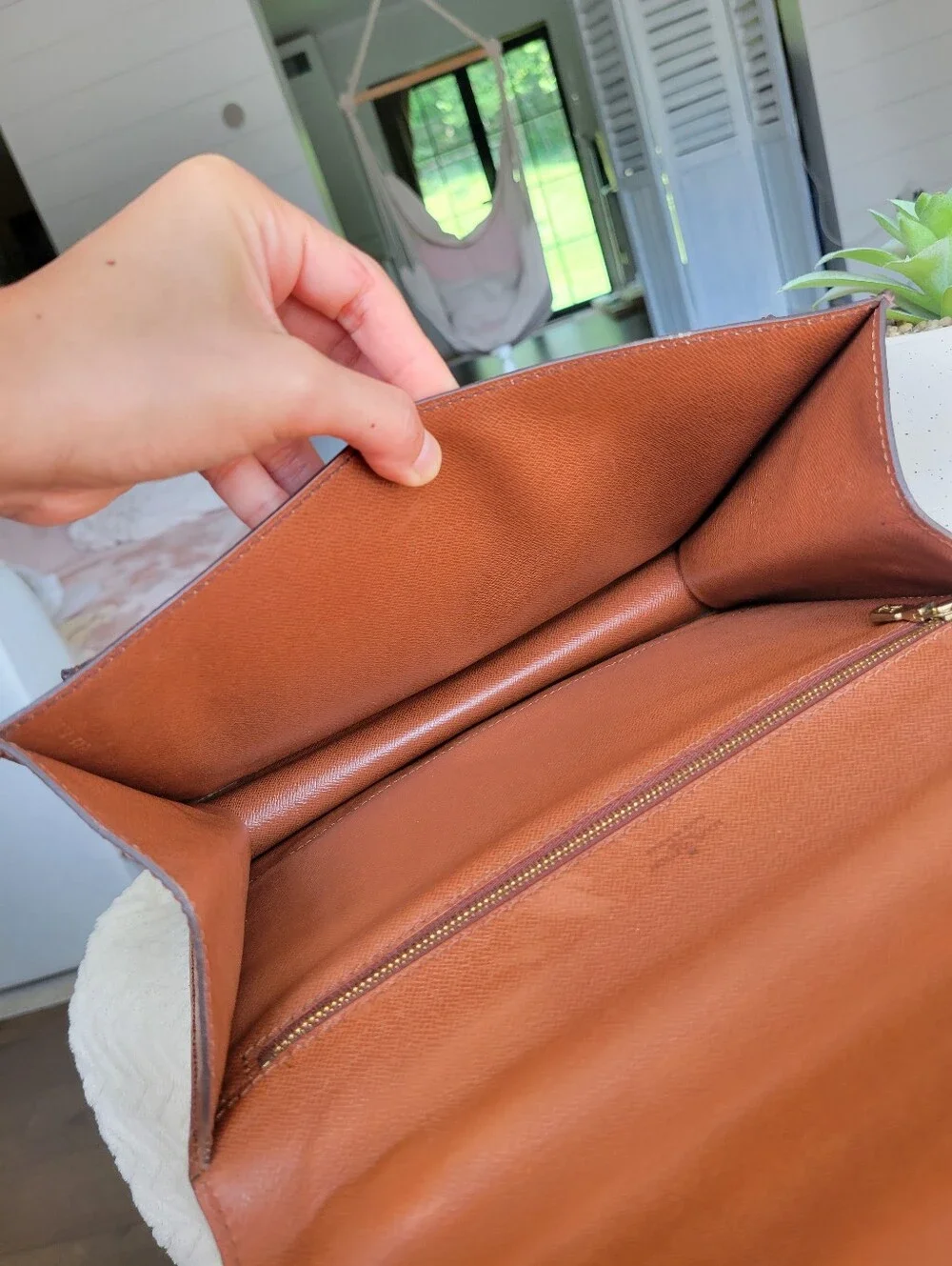 BEAUTIFUL💕 Louis Vuitton Crossbody Shoulder Bag Monogram - Monceau 26